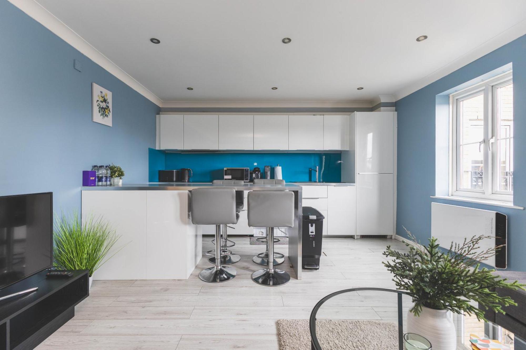 Cosy 2br, Free Parking, 8min To Airport * London